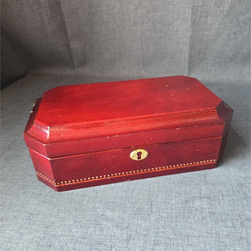 Vintage Mele Wooden Jewelry Box Victorian Style